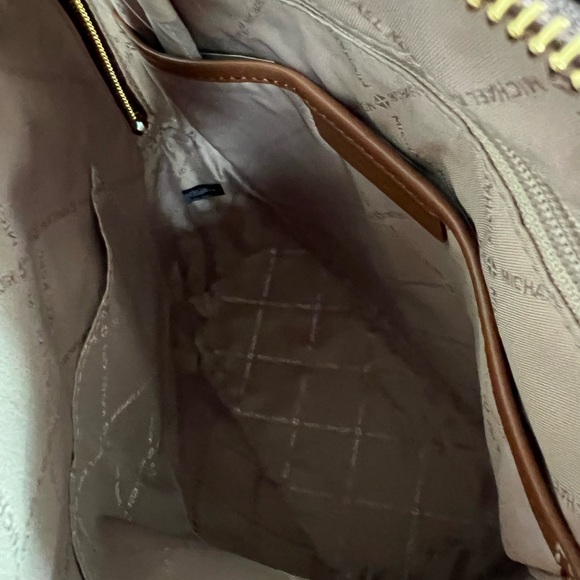 NWT MICHAEL KORS MEDIUM SLIM BACKPACK SAFFIANO LEATHER - Picture 5 of 6